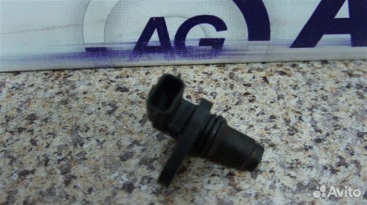 Датчик положения распредвала Nissan 350Z