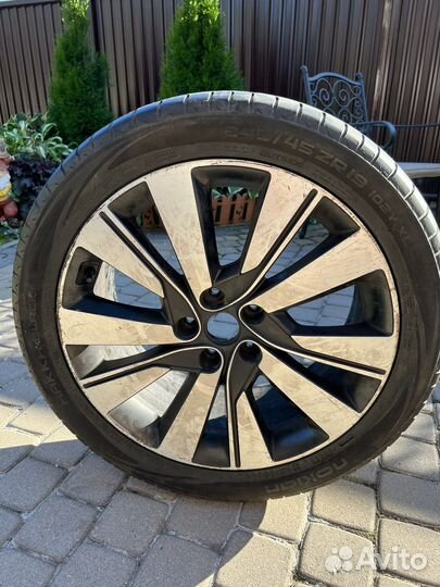 R19 Nokian Tyres Hakka Black 245/45, PCD 5x500 DIA 472