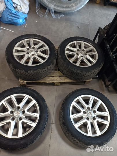 Nokian Tyres Hakkapeliitta 8 285/50 R20 116