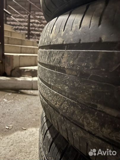 Michelin Latitude Tour HP 275/60 R20