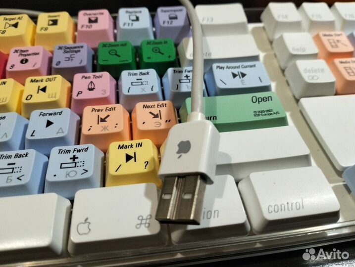 Клавиатура Apple A1048 Avid цветная