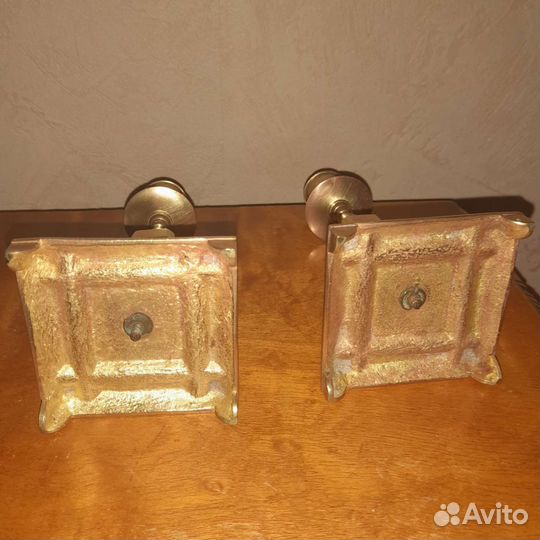 Антикварные парные бронзовые подсвечники