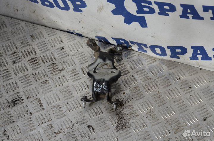 Петля двери Chevrolet Lanos