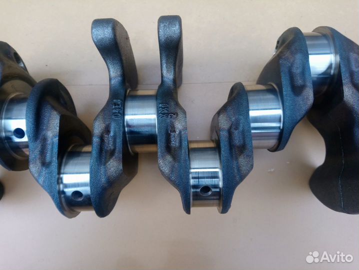 Коленвал VAG czda 1,4 л. 150 л.с