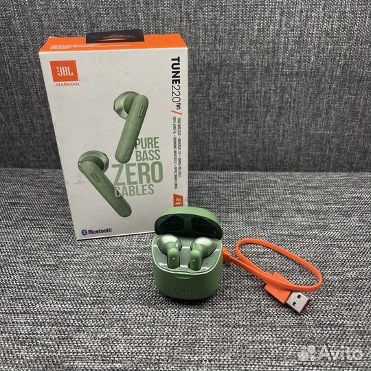 Беспроводные наушники JBL Tune 220 TWS зеленые б/у