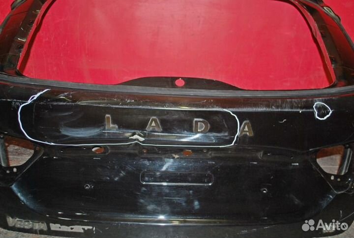 Дверь багажника LADA Vesta