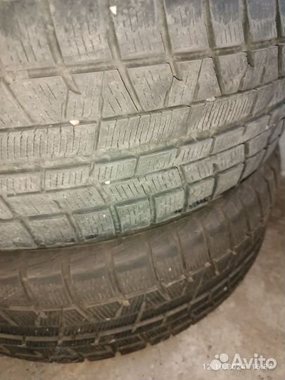 Yokohama Ice Guard IG50+ 215/60 R17 96