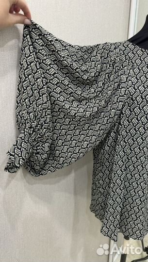 Блузка Massimo Dutti 48