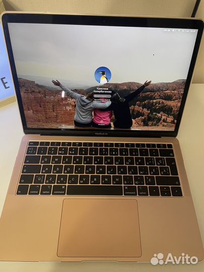 Apple macbook air 13 retina 2019 8/128 идеал