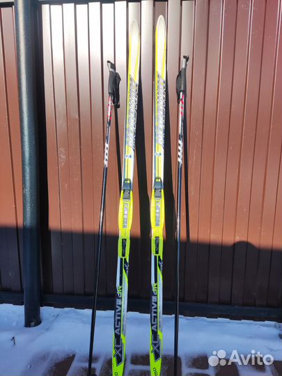 Продам лыжи размер 150 бу