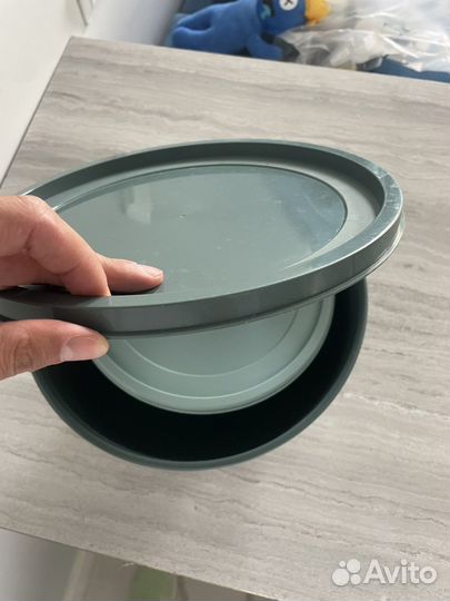 Набор емкостей