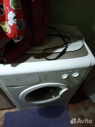 Стиральная машинка indesit