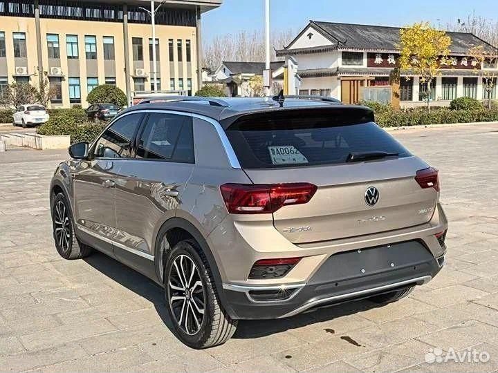 Volkswagen T-Roc 1.5 AMT, 2022, 6 483 км