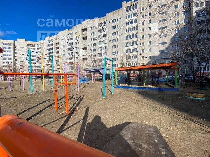 4-к. квартира, 77,2 м², 1/9 эт.