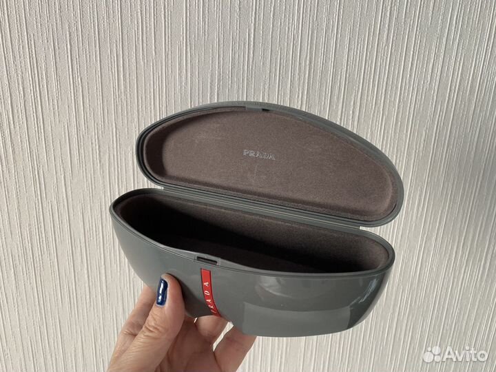Футляр для очков Prada