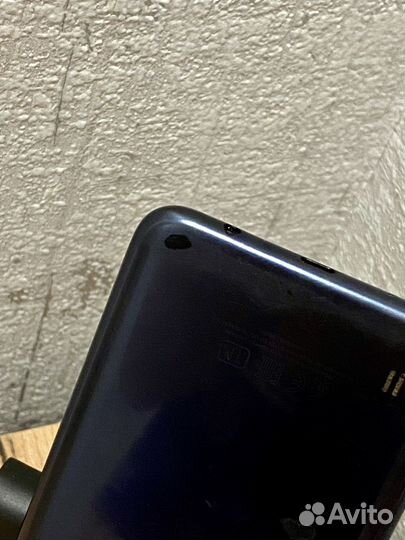 Samsung Galaxy A10, 2/32 ГБ