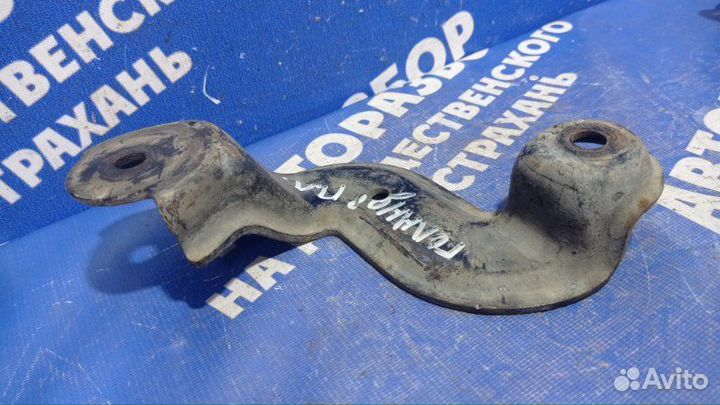 Крепление балки подвески Mitsubishi Galant 8 седан