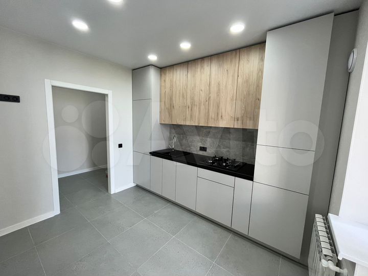 2-к. квартира, 57 м², 7/10 эт.