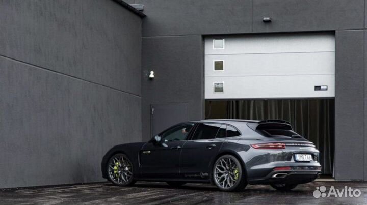 Кованые диски R22 в стиле Vossen Porsche Panamera