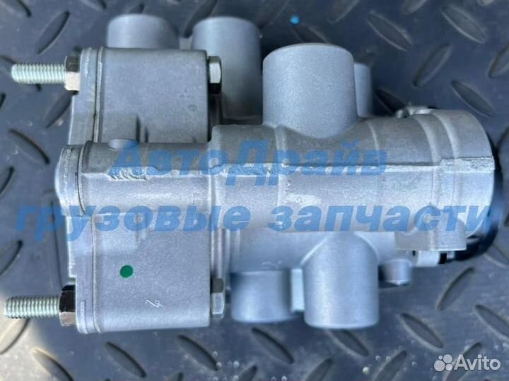 Кран тормозов прицепа для автомобилей Скания 4