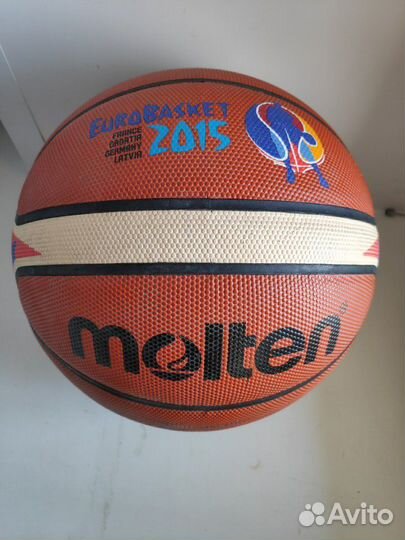 Баскетбольный мяч Molten GL7X