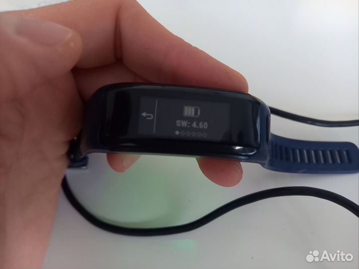 Фитнес браслет Garmin Vivosmart HR
