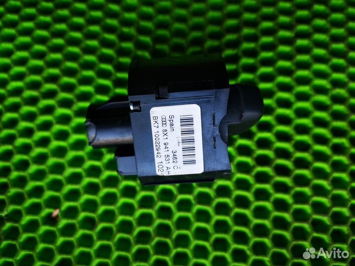 Переключатель света на Audi Q3 2012-2018