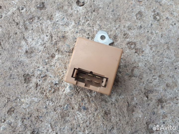 Реле датчика уровня Масла Mitsubishi Pajero 2