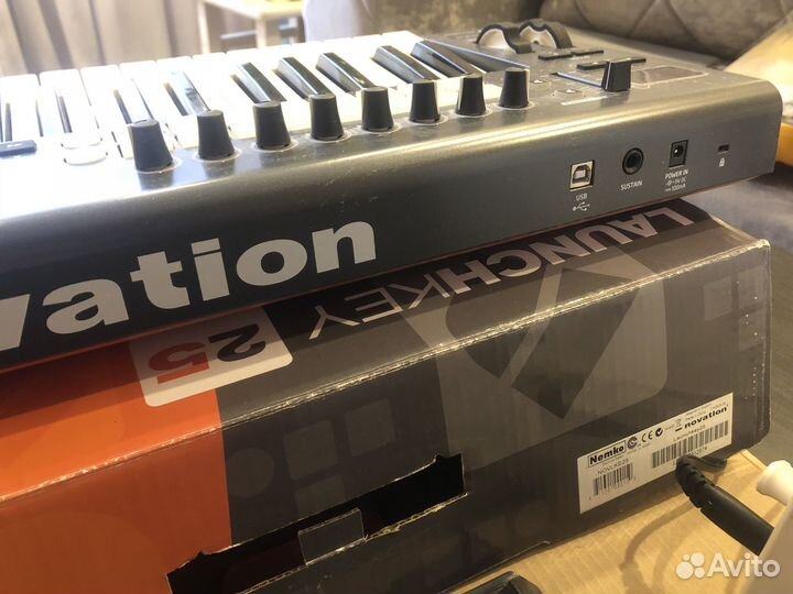 Миди клавиатура Novation Launchkey 25