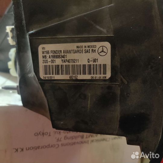 Фонари задние правый стороны Мерседес mL 166