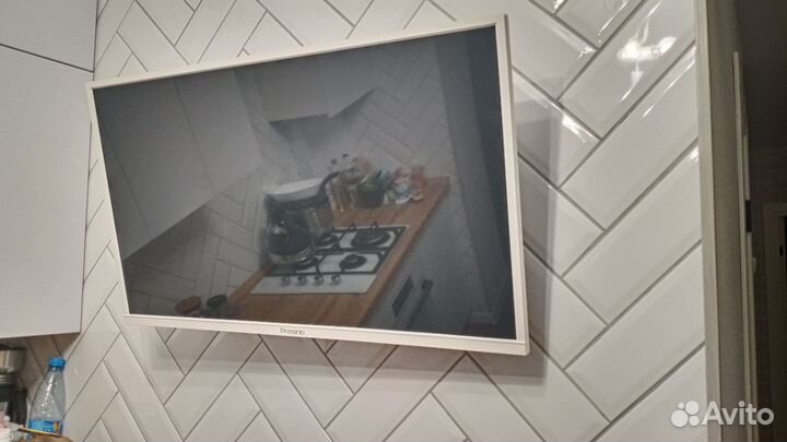 Телевизор SMART tv 32