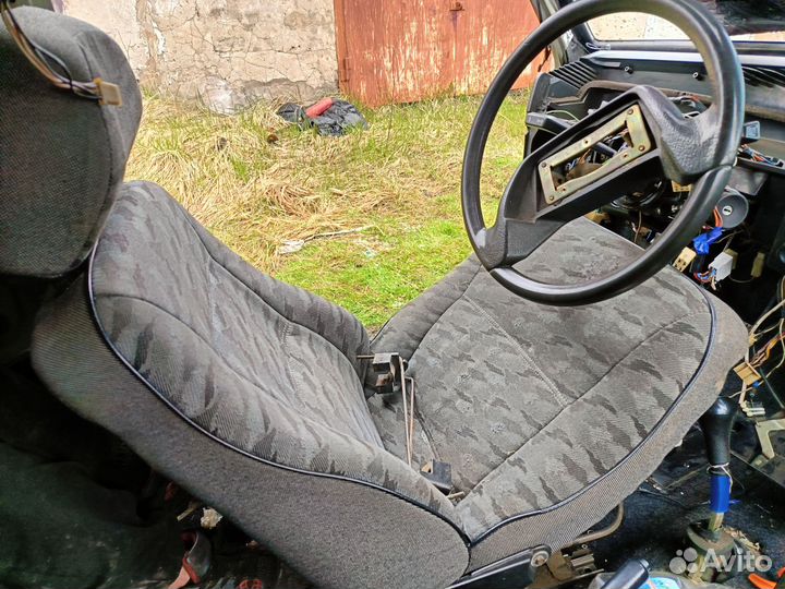 Сиденья ваз 21099