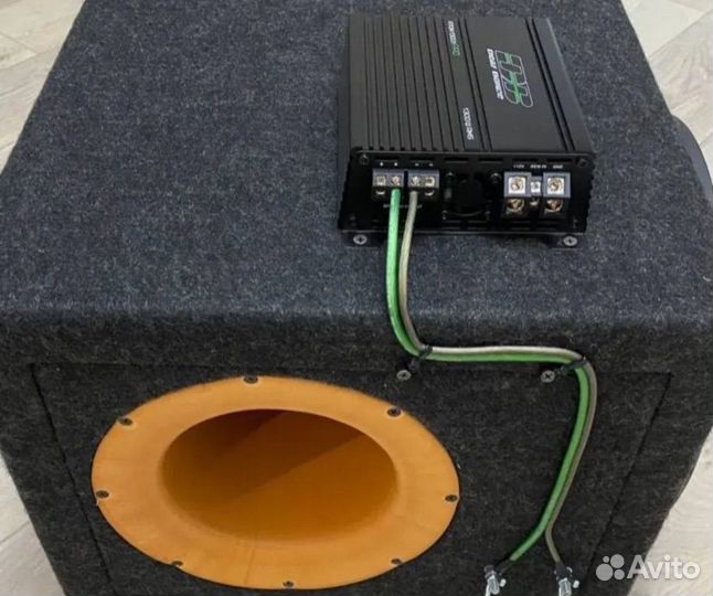 Сабвуфер Machete fight s 800