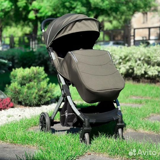 Коляска прогулочная Luxmom T9