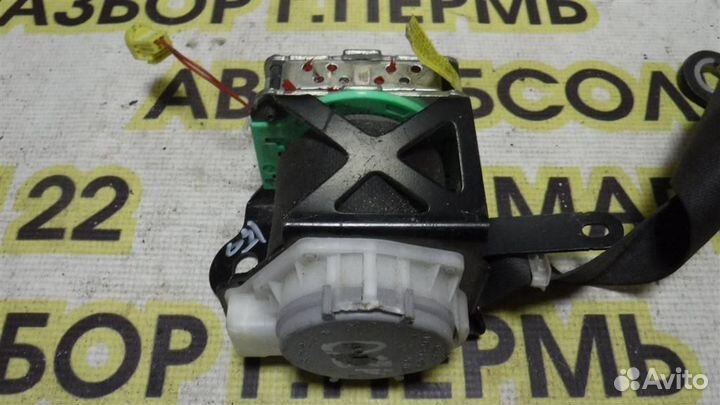 Ремень безопасности с пиропатроном Toyota Corolla