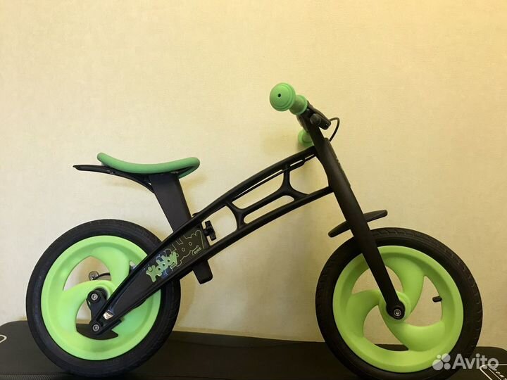 Беговел hobby bike пластик