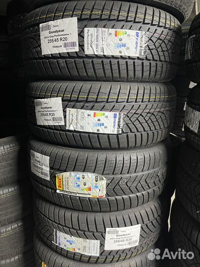 Pirelli Winter Sottozero 3 255/45 R20 105V