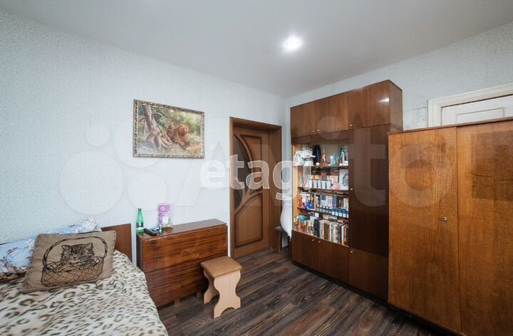 3-к. квартира, 53 м², 3/3 эт.