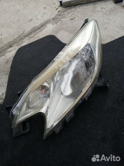 Фара левая Nissan Note E12