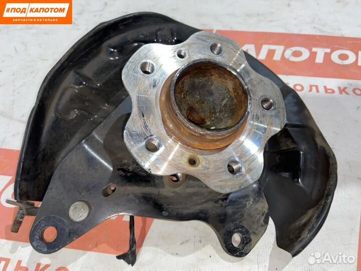 Кулак задний правый Nissan Qashqai 2 2015