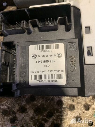 Мотор стеклоподъемника Volkswagen Tiguan