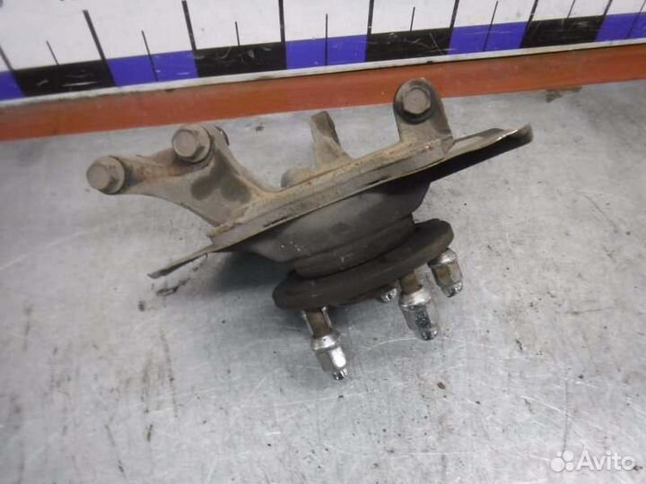 Кулак передний правый Mitsubishi Lancer 10 4A91