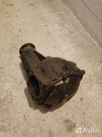 Передний редуктор, дифференциал, пара pajero sport