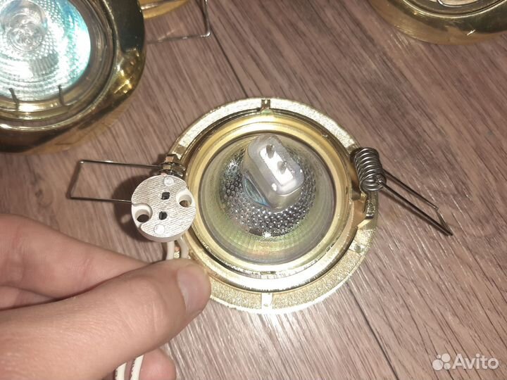 Точечные встраиваемые светильники б/у