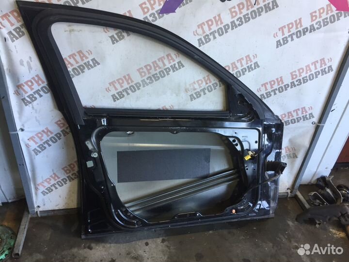 Мерседес С-Класс Дверь передняя Лев