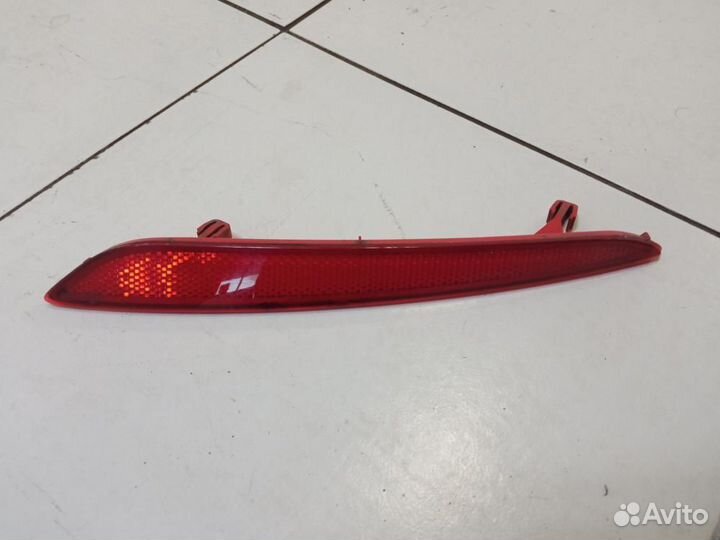 Отражатель в бампер задний левый Volkswagen Sciroc