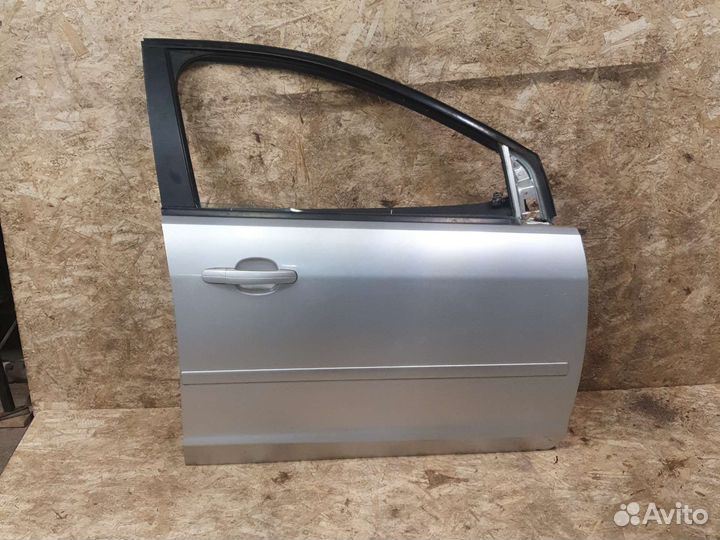 Дверь передняя правая форд фокус 2