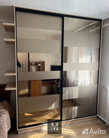 Шкаф встроенный