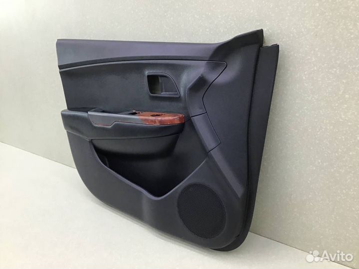 Обшивка двери передней левой Kia Rio 3 (QB) 2011-2017 823014Y010WK