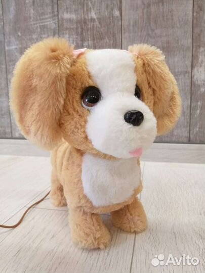 Игрушка интерактивная собака на поводке